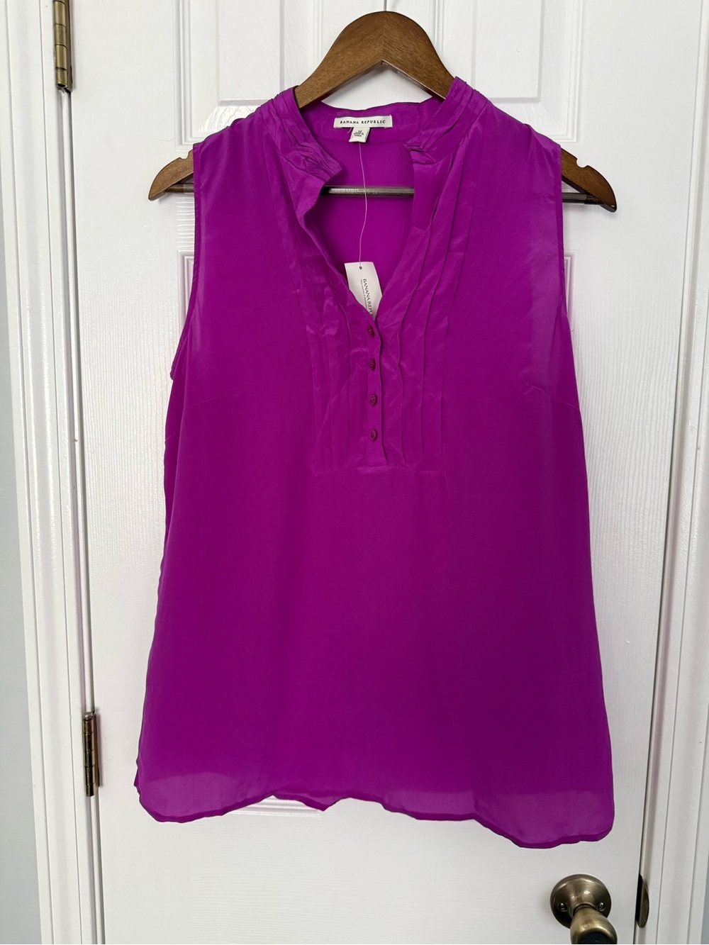 Banana Republic 100% Silk Sheer Blouse Size 12 NWT Magenta Purple